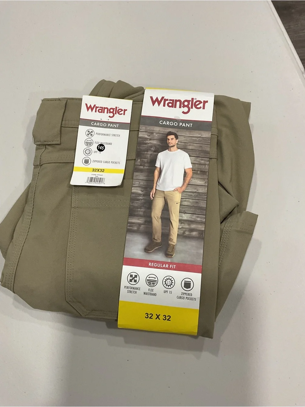 Wrangler Mens Regular Fit Cargo Pants Tan Performance Stretch 32x32 NEW